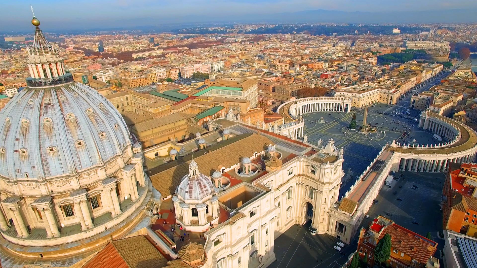 Vatikan - Ena od treh civilizacij, katere dediči smo, se je začela na sedmih gričih ob Tiberi.